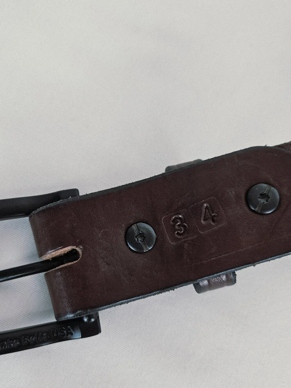 Classic Men's Brown Leather Belt with Matte Black Buckle Sz 34